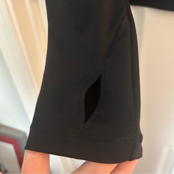 NWT MONDETTA Women's Black Full Zip-up Athleisure Jacket with Hood Size Small - Picture 7 of 9